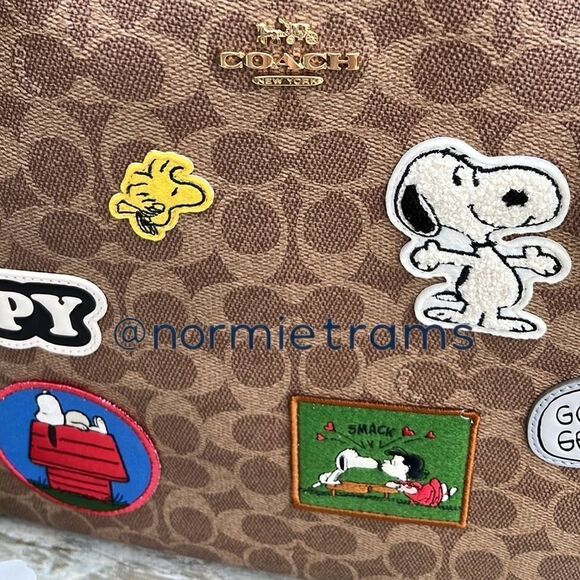 Coach X Peanuts City Tote In Signature Canvas With Patches Bag Purse - Picture 4 of 9